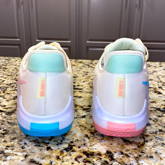 Nike Lebron Witness 6 Coconut Milk Men’s Size 11 CZ4052-103